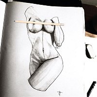 Přední strana obalu CD Tempted to Touch