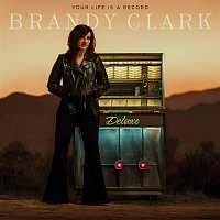 Brandy Clark – Who You Thought I Was (Live Acoustic)