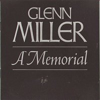 Přední strana obalu CD Glenn Miller--A Memorial (1944-1969)