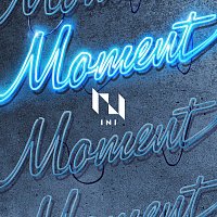 INI – Moment