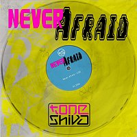 Přední strana obalu CD Never Afraid