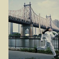 Noor – Les histoires tristes me collent au corps